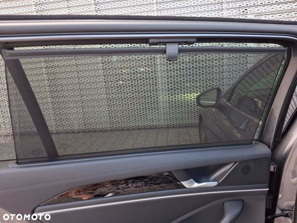 Volkswagen Passat - 15