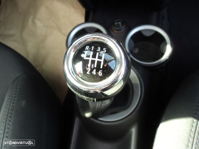 MINI 3 Portas - 19