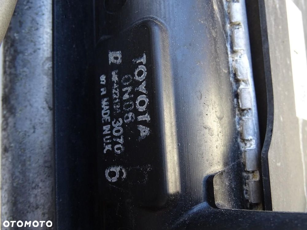 PAS PRZEDNI KOMPLETNY CHŁODNICE BELKA 1.4 D-4D TOYOTA AURIS II E18 12-18r - 15