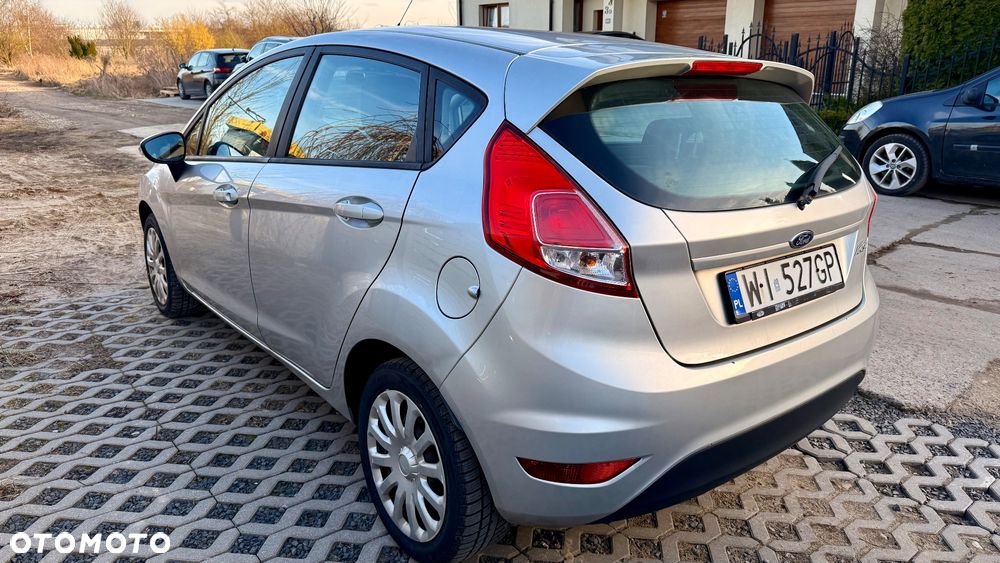 Ford Fiesta - 2