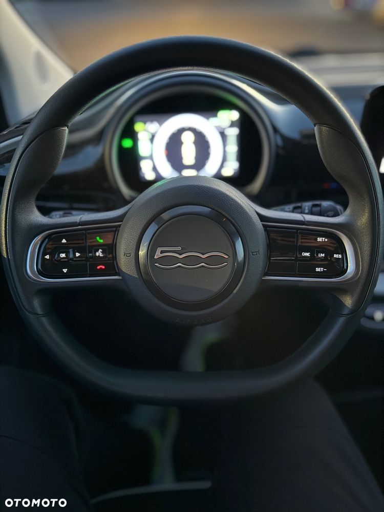 Fiat 500 23.8kWh Icon - 7