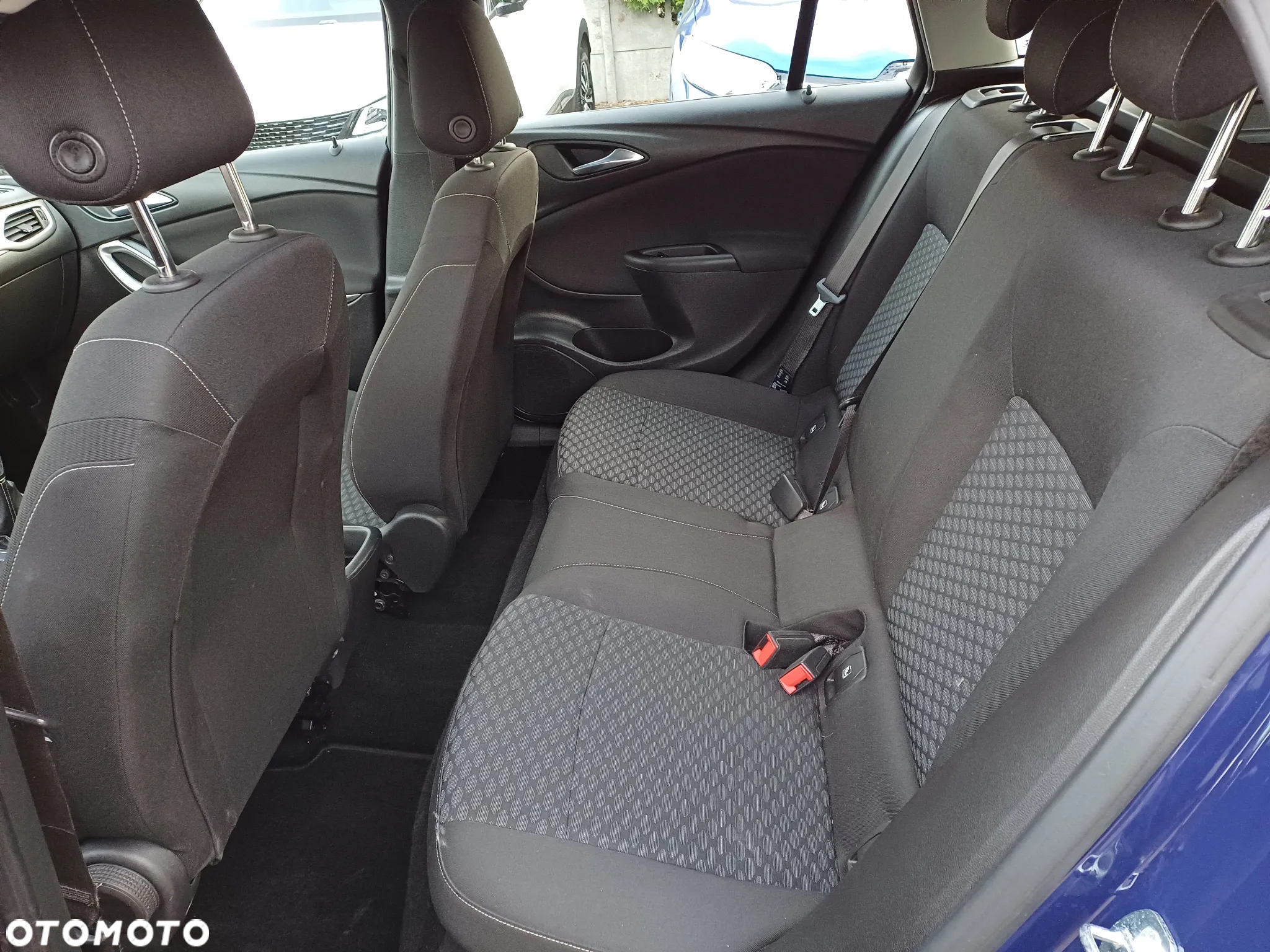 Opel Astra 1.4 Turbo Edition - 13