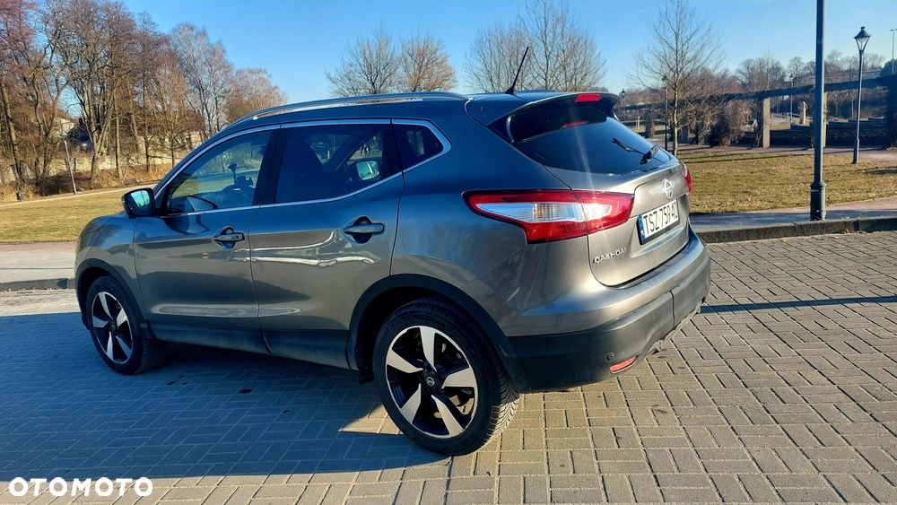 Nissan Qashqai 1.2 DIG-T Xtronic ACENTA - 5