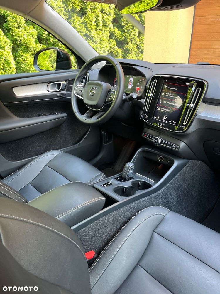 Volvo XC 40 T5 AWD Momentum (Intro Edition) - 21