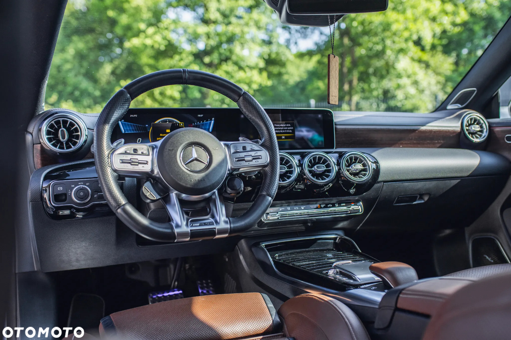 Mercedes-Benz CLA AMG 35 4-Matic 7G-DCT - 17