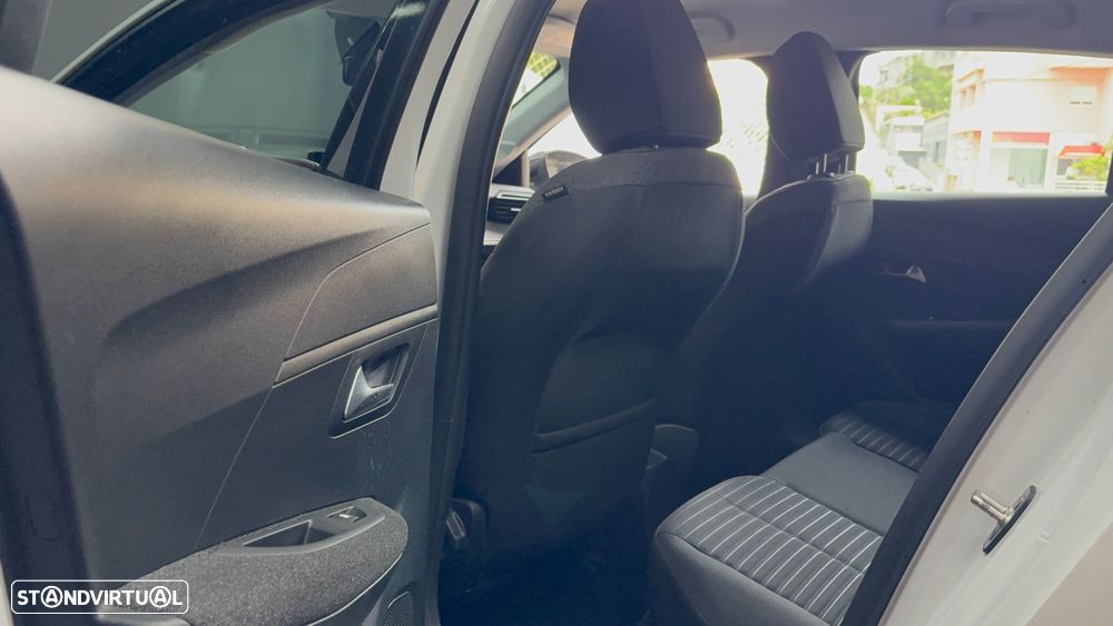 Peugeot 208 PureTech 100 Style - 34