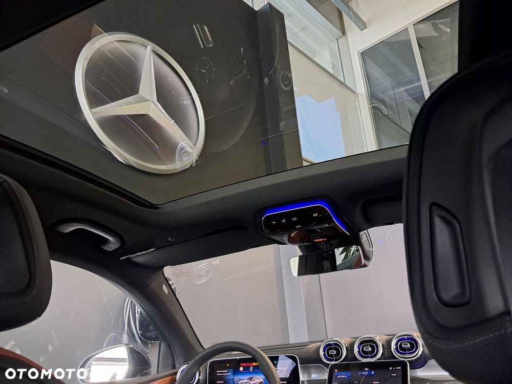 Mercedes-Benz GLC - 38