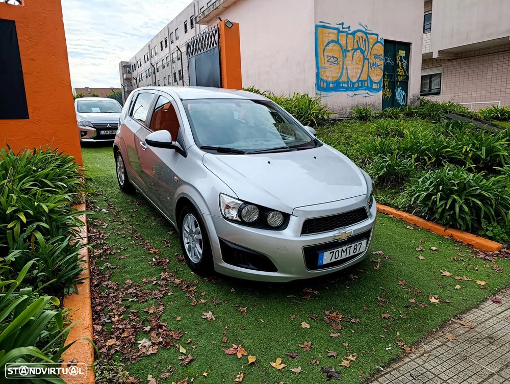 Chevrolet Aveo 1.2 LTZ - 2