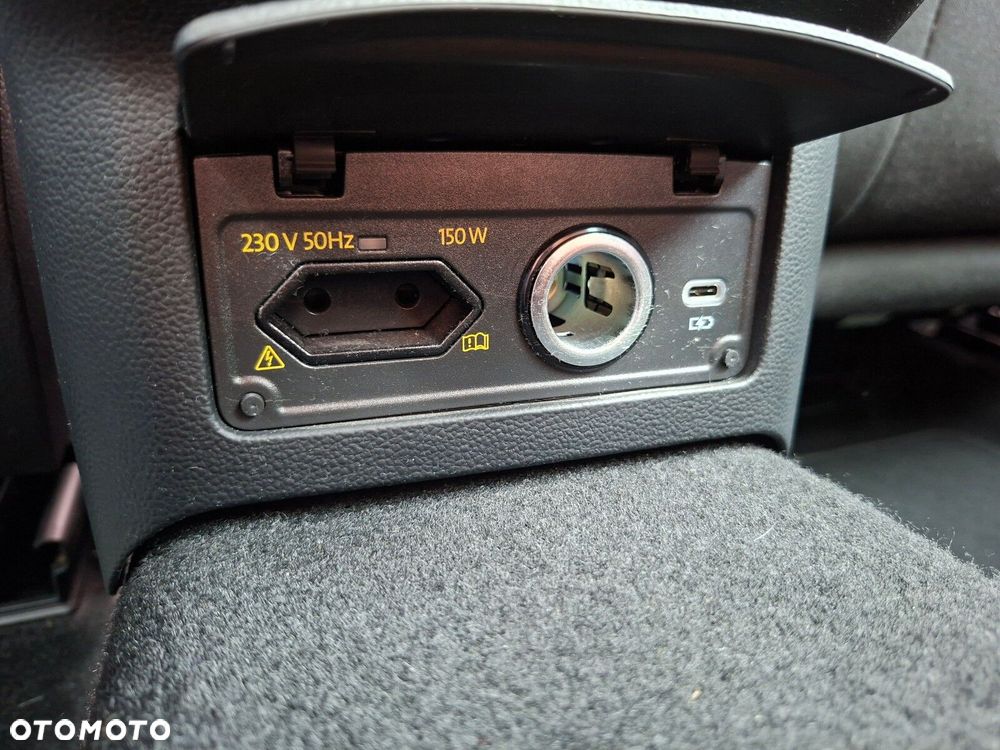 Volkswagen Passat - 17