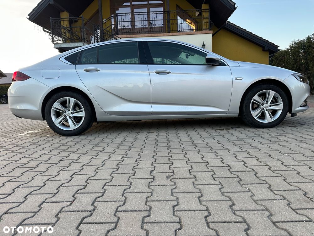 Opel Insignia - 2