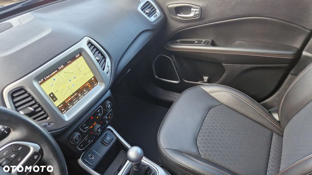 Jeep Compass 1.4 MultiAir Longitude - 12