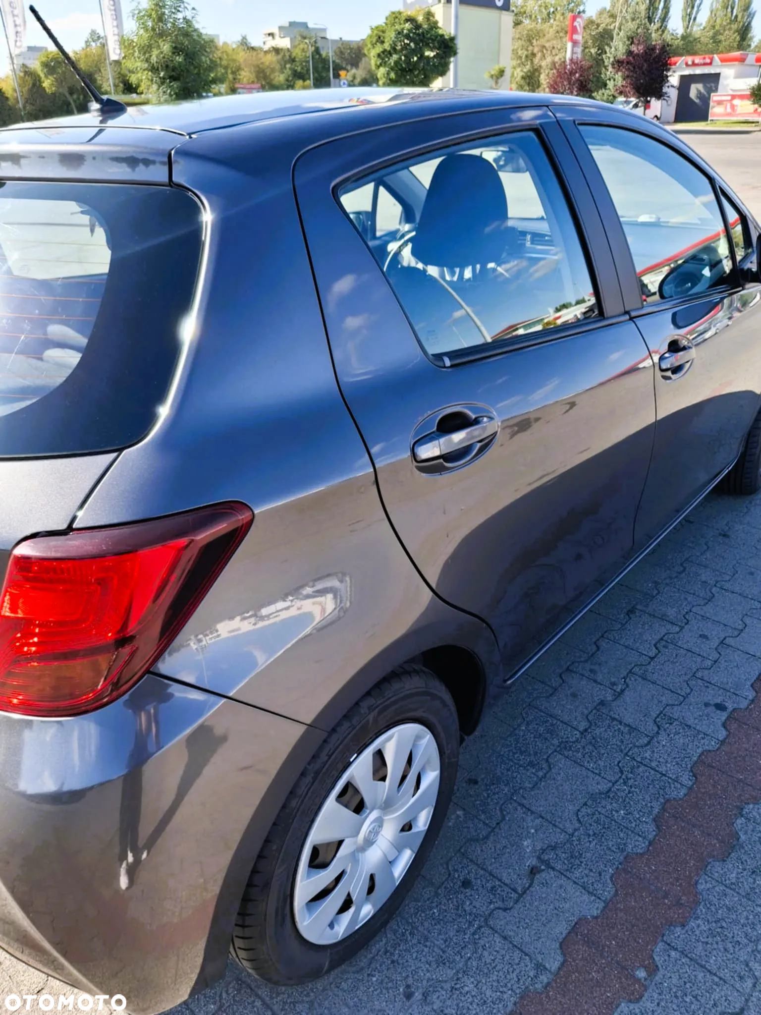 Toyota Yaris 1.33 Premium EU6 - 4