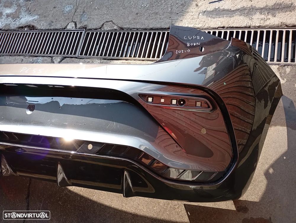 CUPRA BORN PARA CHOQUES TRÁS - PC551 - 8
