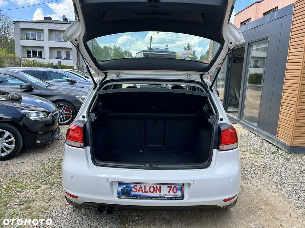 Volkswagen Golf - 24