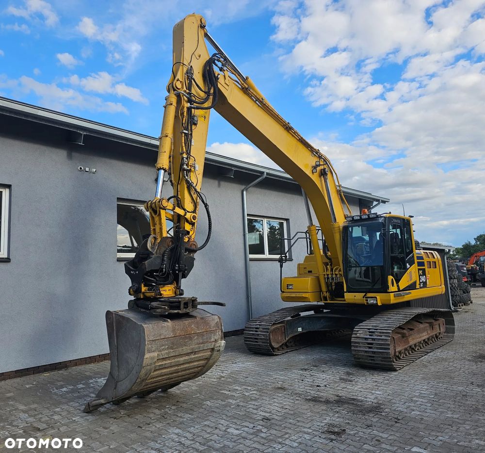 Komatsu PC240LC-11 5284h - 7