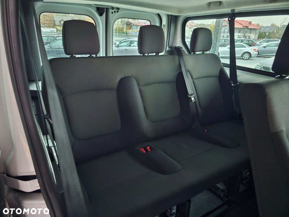 Renault Trafic - 23