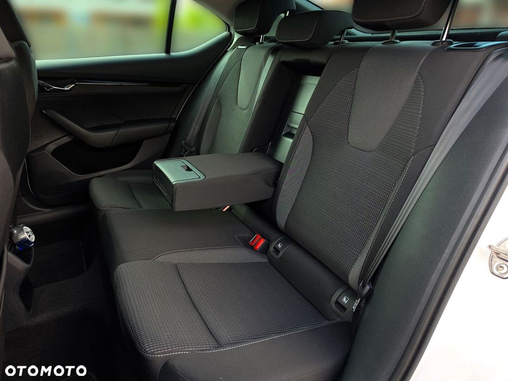 Skoda Octavia 1.5 TSI ACT Ambition - 17