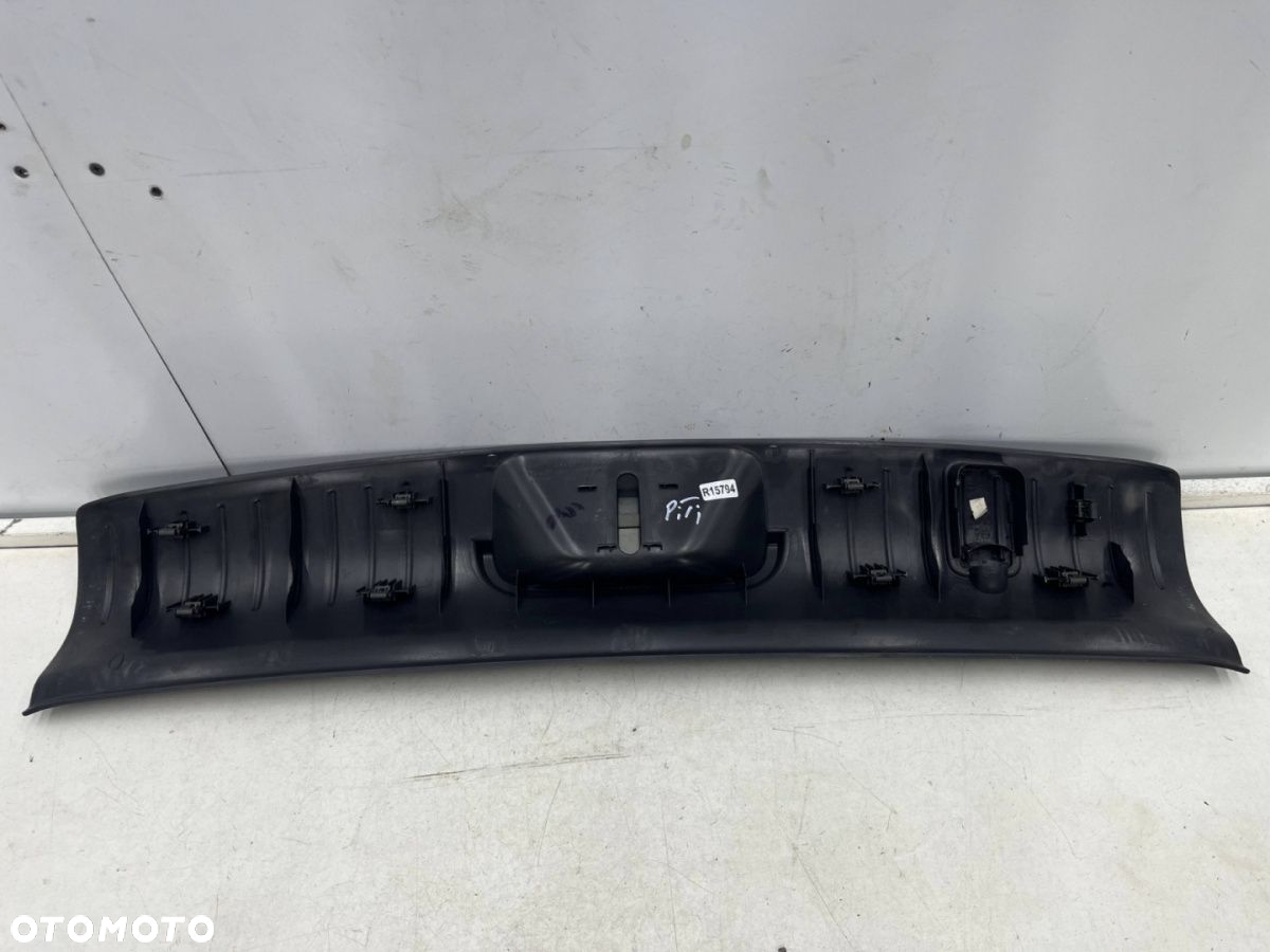 Tapicerka Chrysler PT Cruiser 00-10r. próg bagażnika osłona pasa tylnego nakładka orj37trmah-a - 9