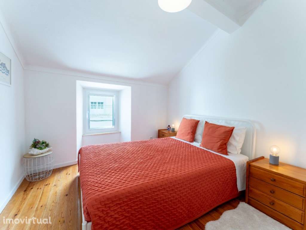 Apartamento T2 Remodelado com Licença AL no Centro Histórico da Naz... - Grande imagem: 3/29