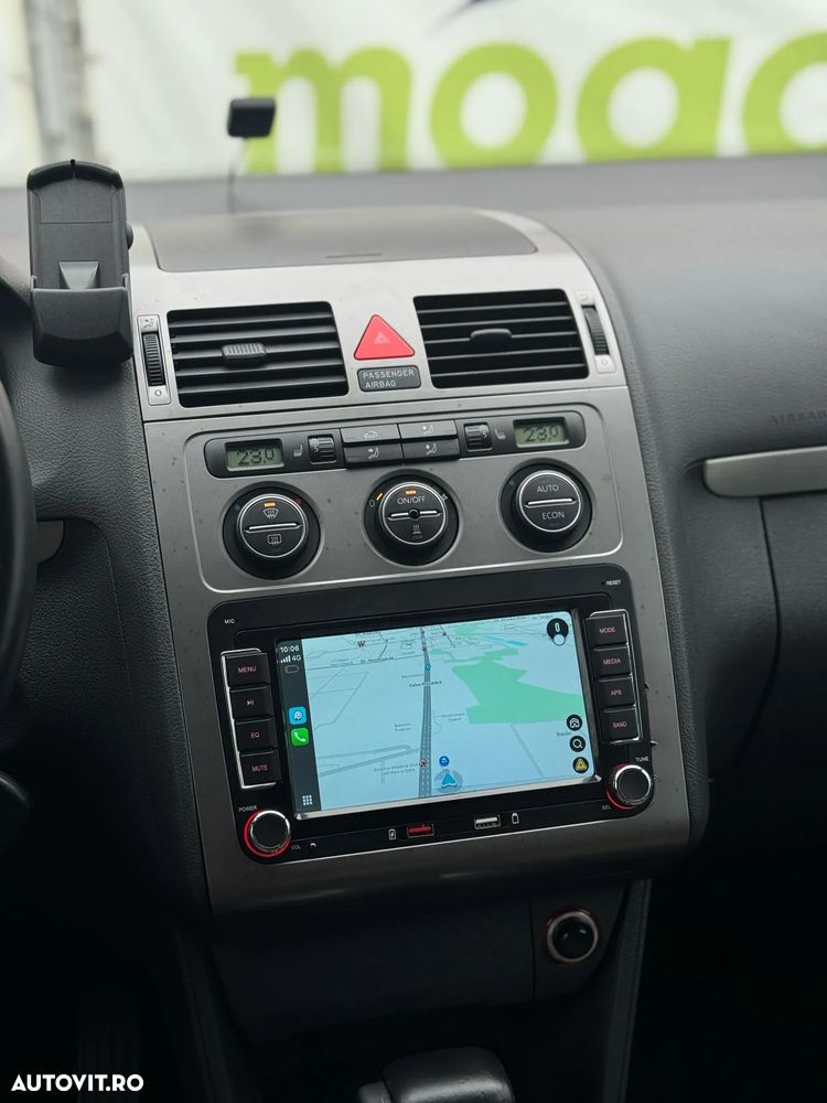 Volkswagen Touran 2.0 TDI DPF DSG Trendline - 37