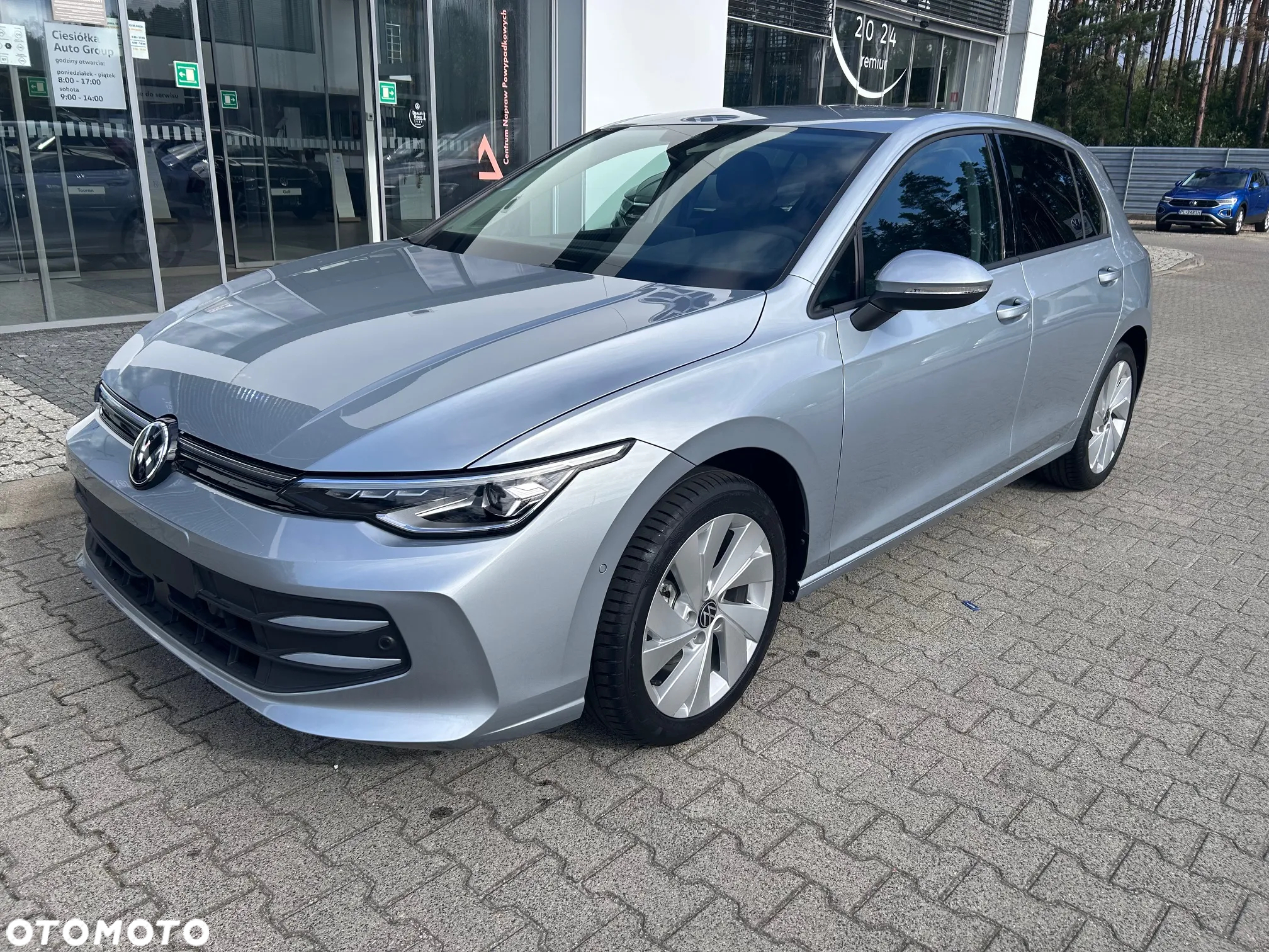 Volkswagen Golf - 2