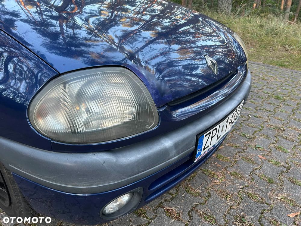 Renault Clio - 7