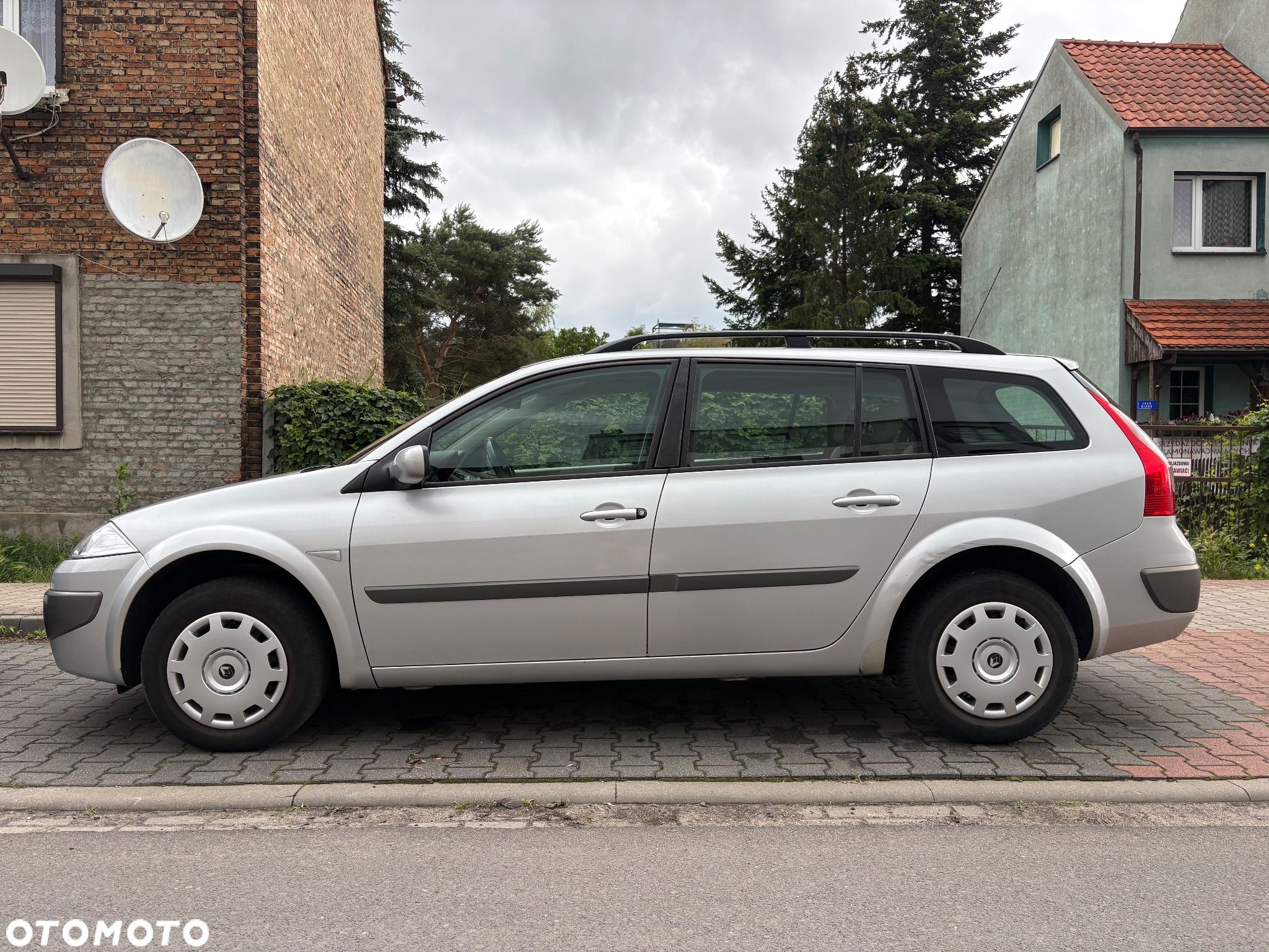 Renault Megane II 1.6 16V Dynamique - 1
