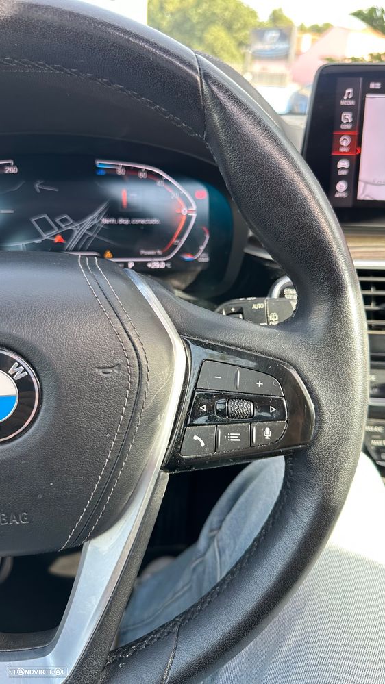 BMW 520 d Line Luxury Auto - 32