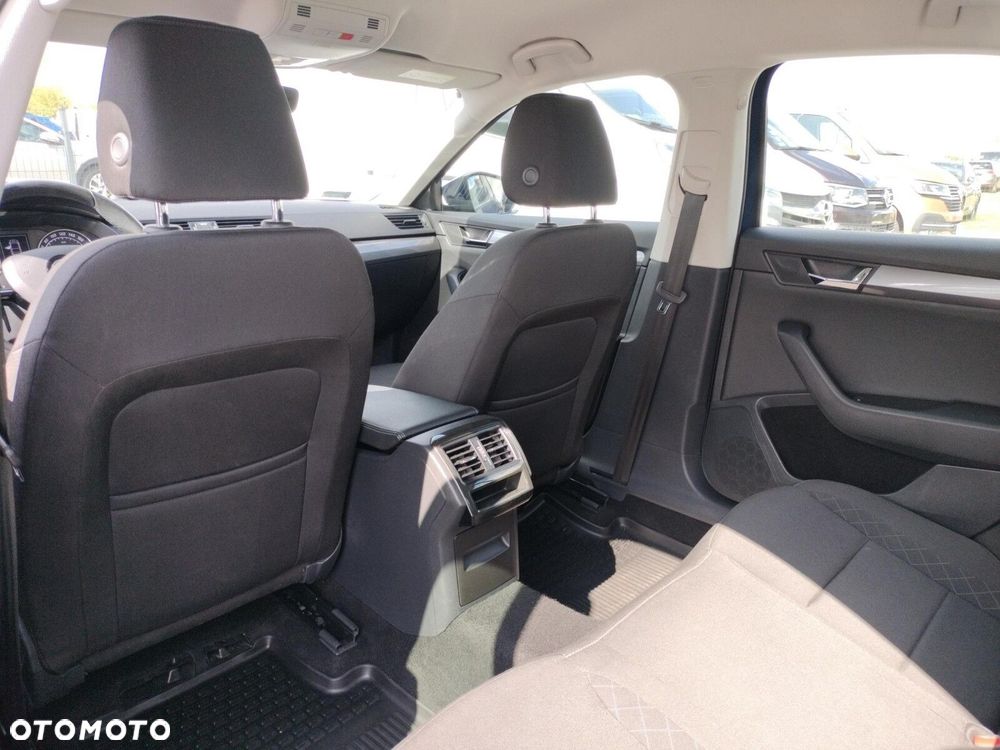 Skoda Superb 1.4 TSI ACT Active - 13