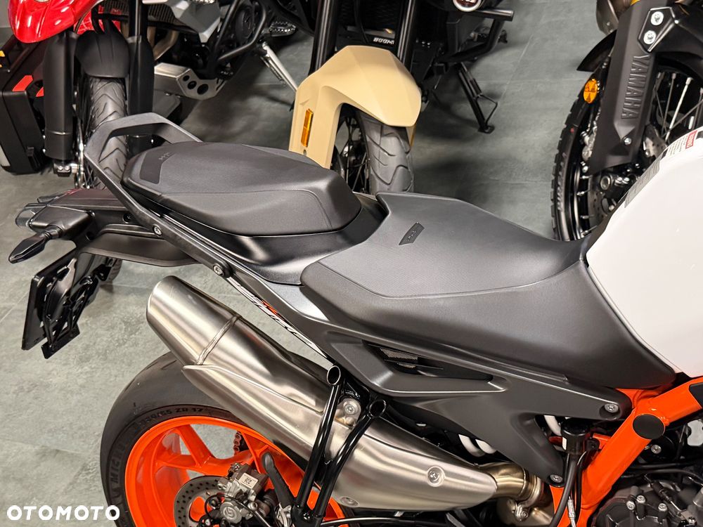 KTM Duke - 13