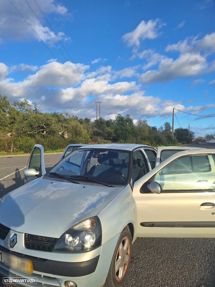 Renault Clio 1.2 16V Billabong - 4