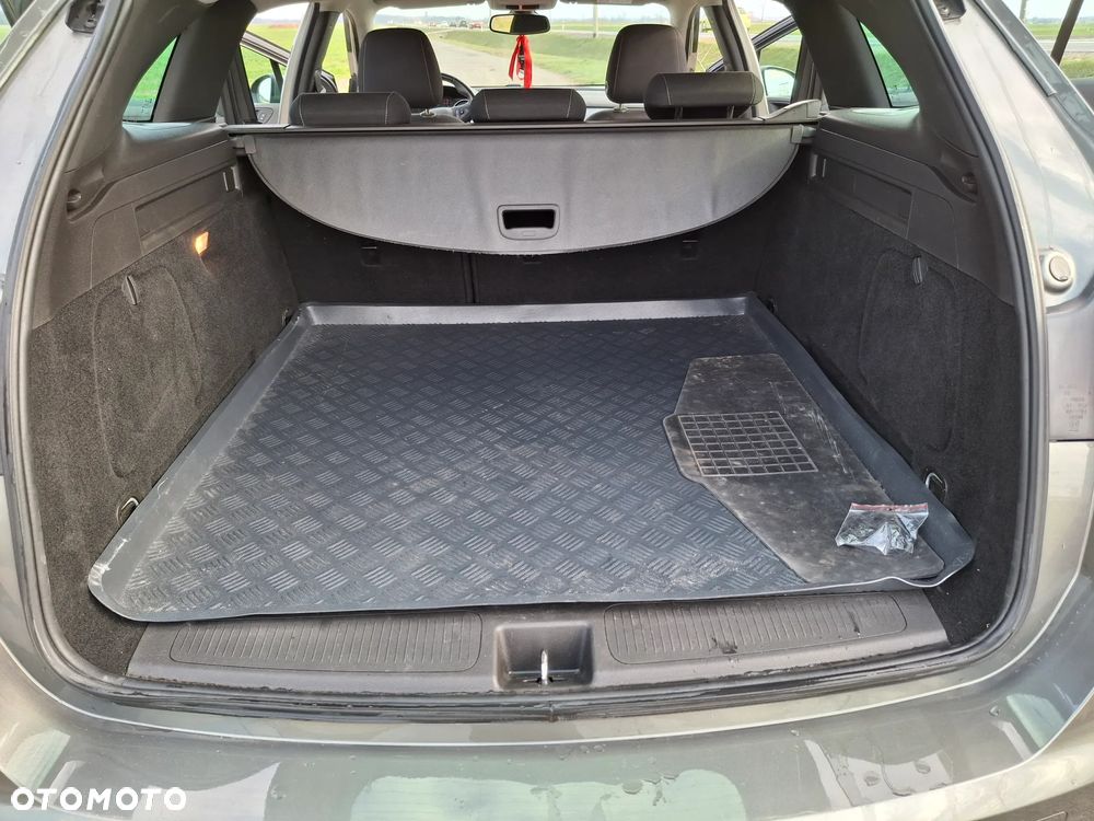 Opel Astra 1.6 CDTI Enjoy - 11