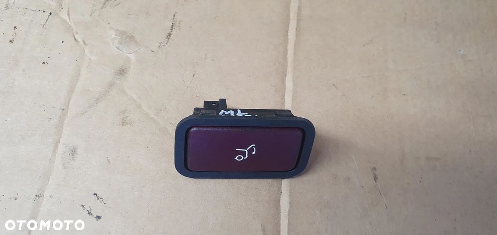 Przełącznik włącznik otwierania klapy bagażnika Mercedes ML W164 2118219551 - 2