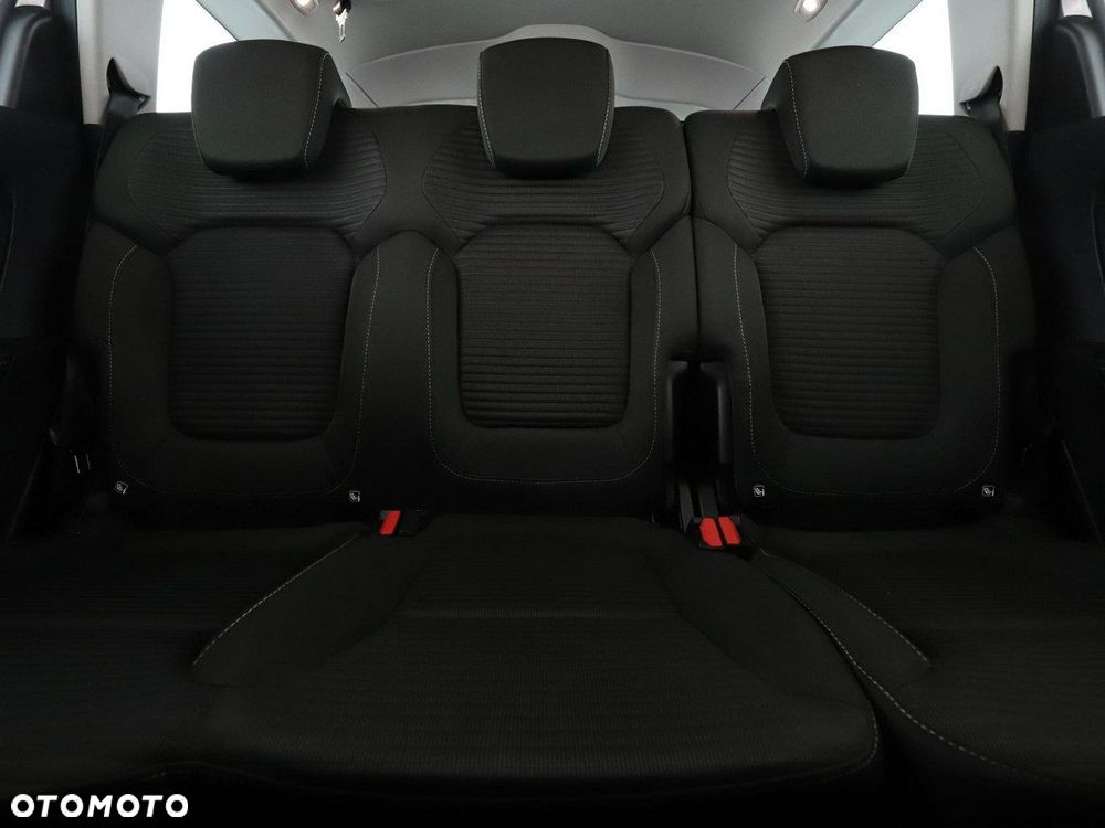 Renault Grand Scenic TCe 140 GPF EDC BUSINESS EDITION - 19