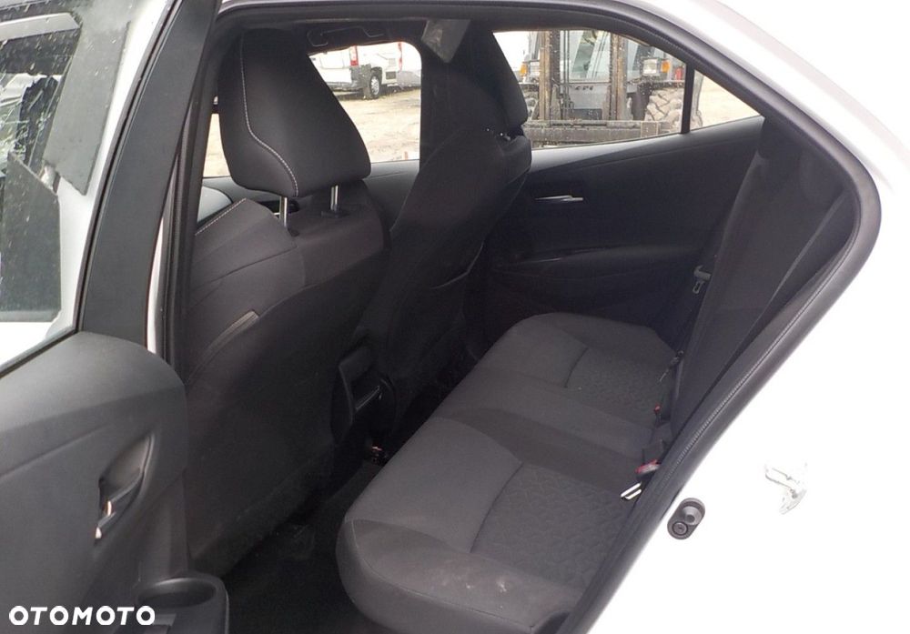 Toyota Corolla - 18