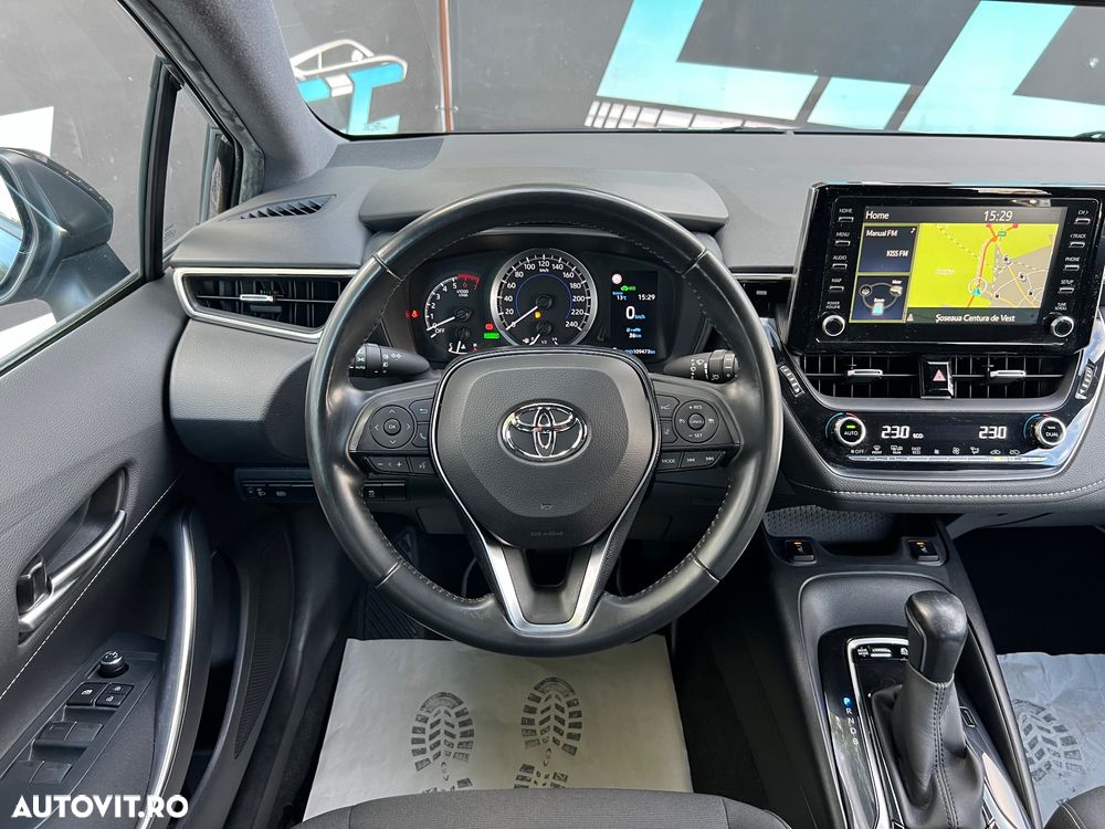 Toyota Corolla 1.8 HSD Dynamic - 9