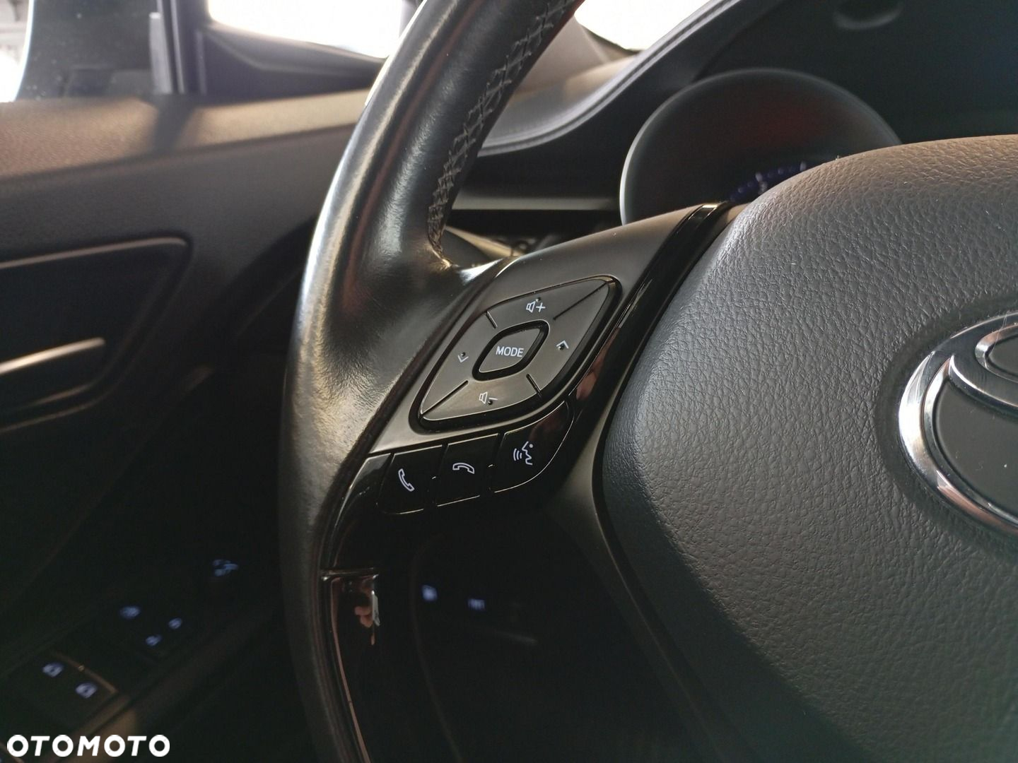 Toyota C-HR 1.2 T GPF Premium - 14