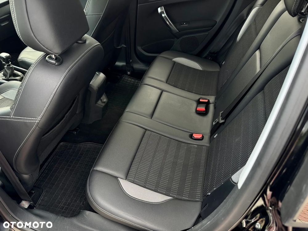 Peugeot 2008 e-HDi FAP 115 STOP & START Allure - 10