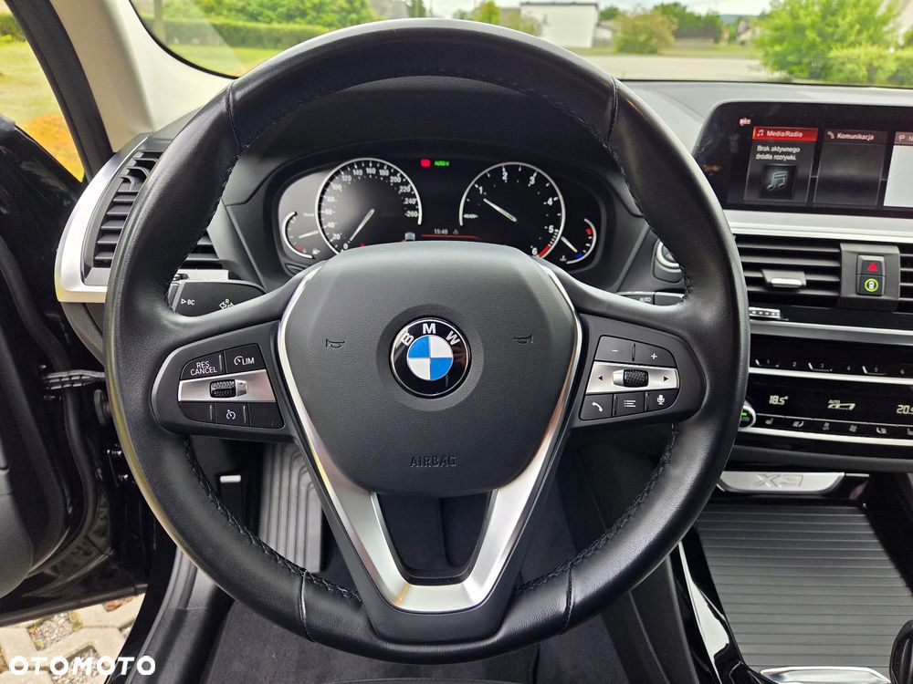 BMW X3 - 28