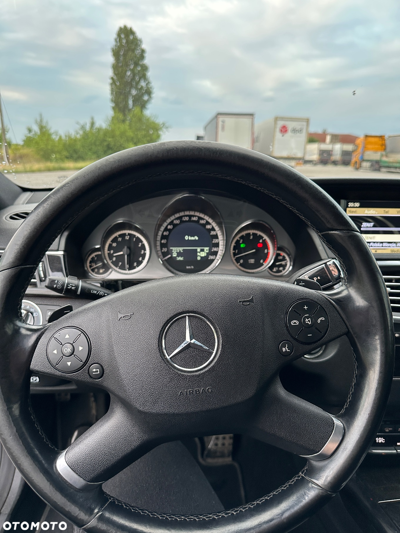 Mercedes-Benz Klasa E 350 CDI 4-Matic Avantgarde - 9