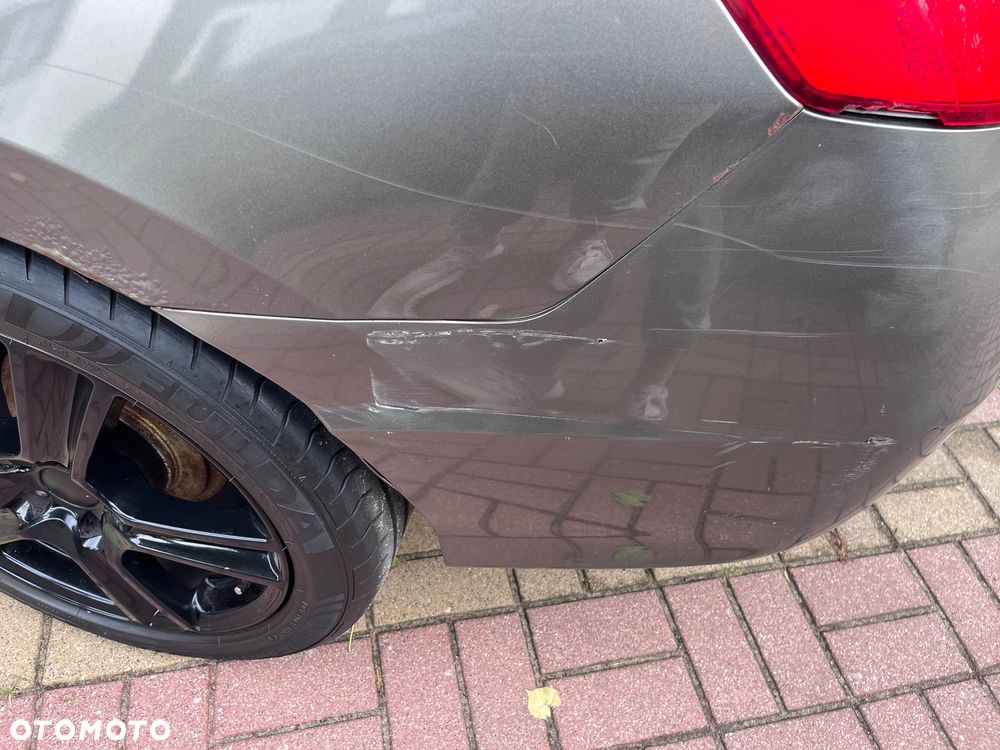Honda Civic 1.8 LX Coupe - 12