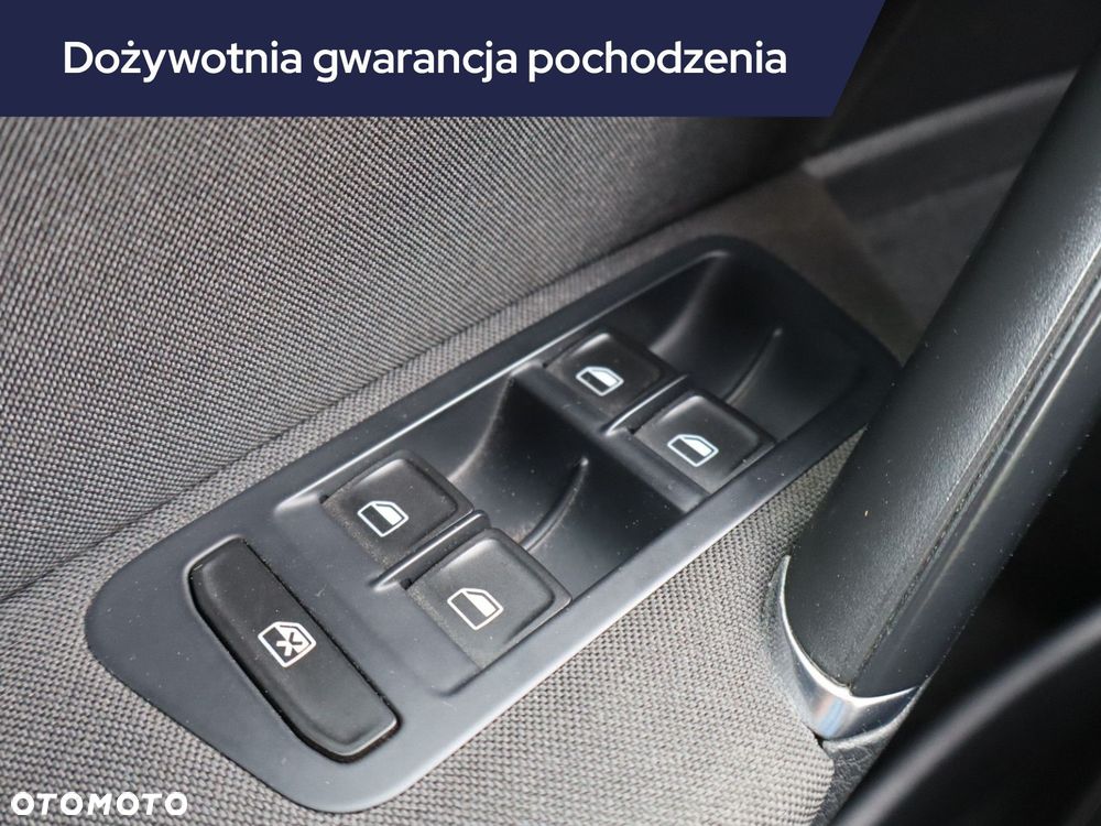 Volkswagen Golf - 17