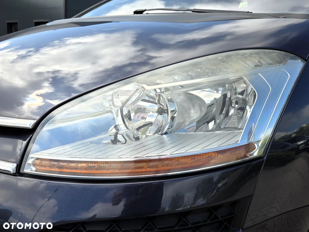 Citroën C4 Picasso - 19