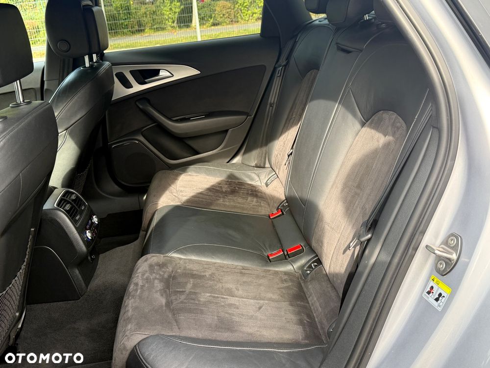 Audi A6 Avant 2.0 TDI Ultra S tronic - 31