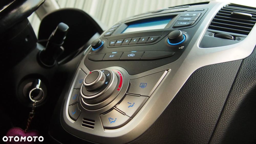 Hyundai ix20 1.4 blue Comfort - 7