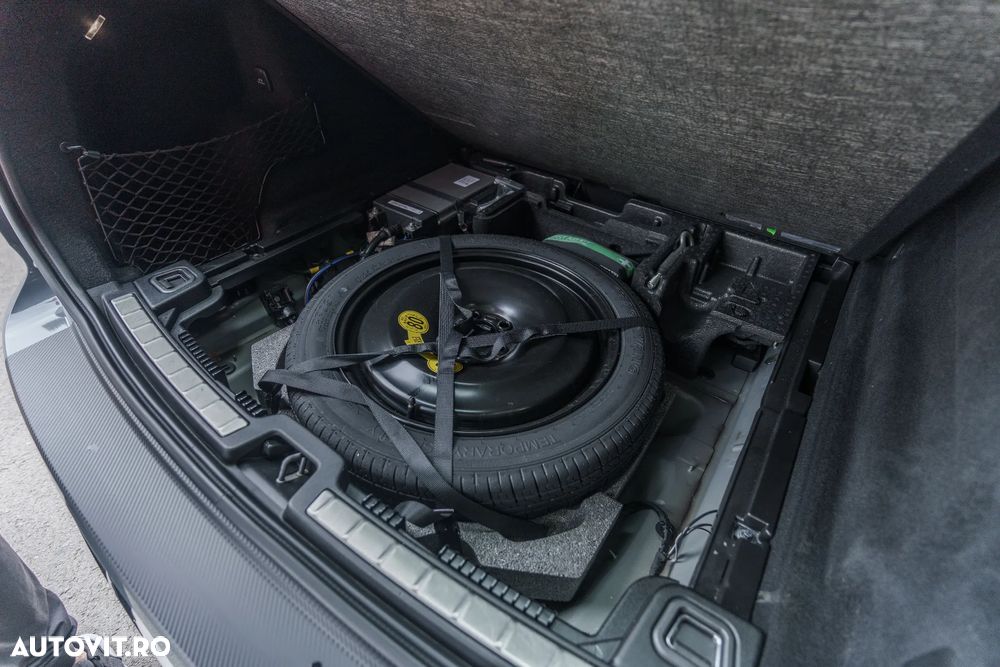 Volvo XC 60 B4 D Plus Bright - 31