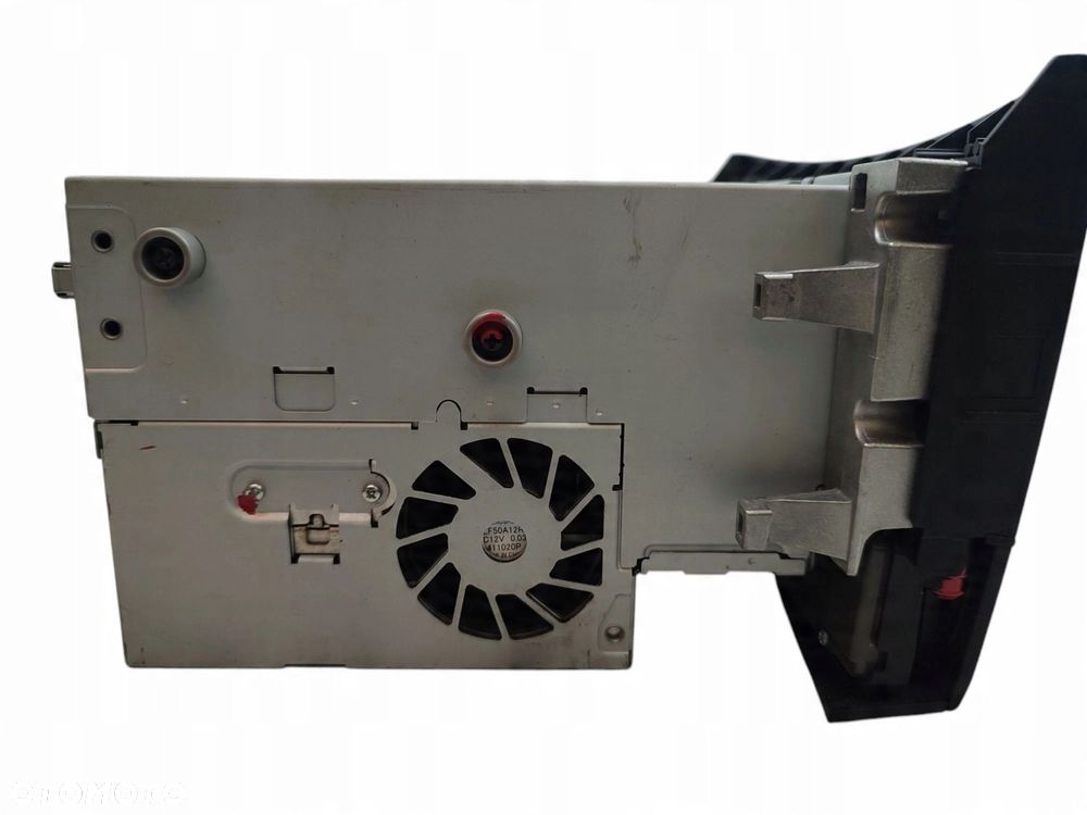 RADIO MERCEDES E W212 LIFT (2012-2016) 2.2 BlueTEC 170KM A2189003607 - 2