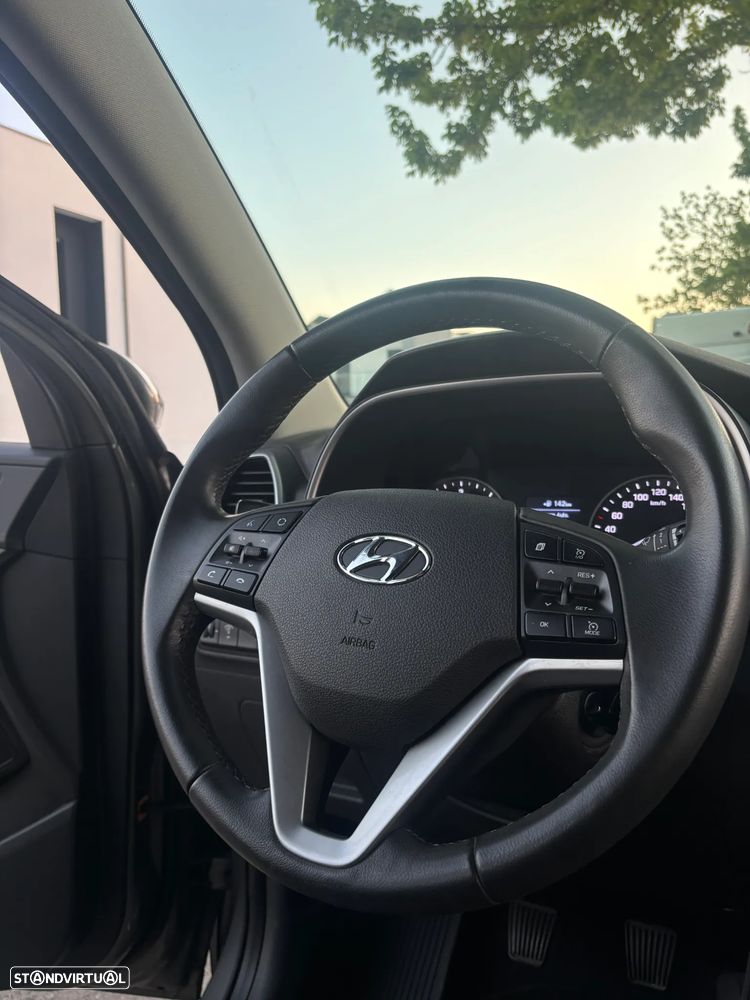 Hyundai Tucson 1.6 CRDi Executive - 36