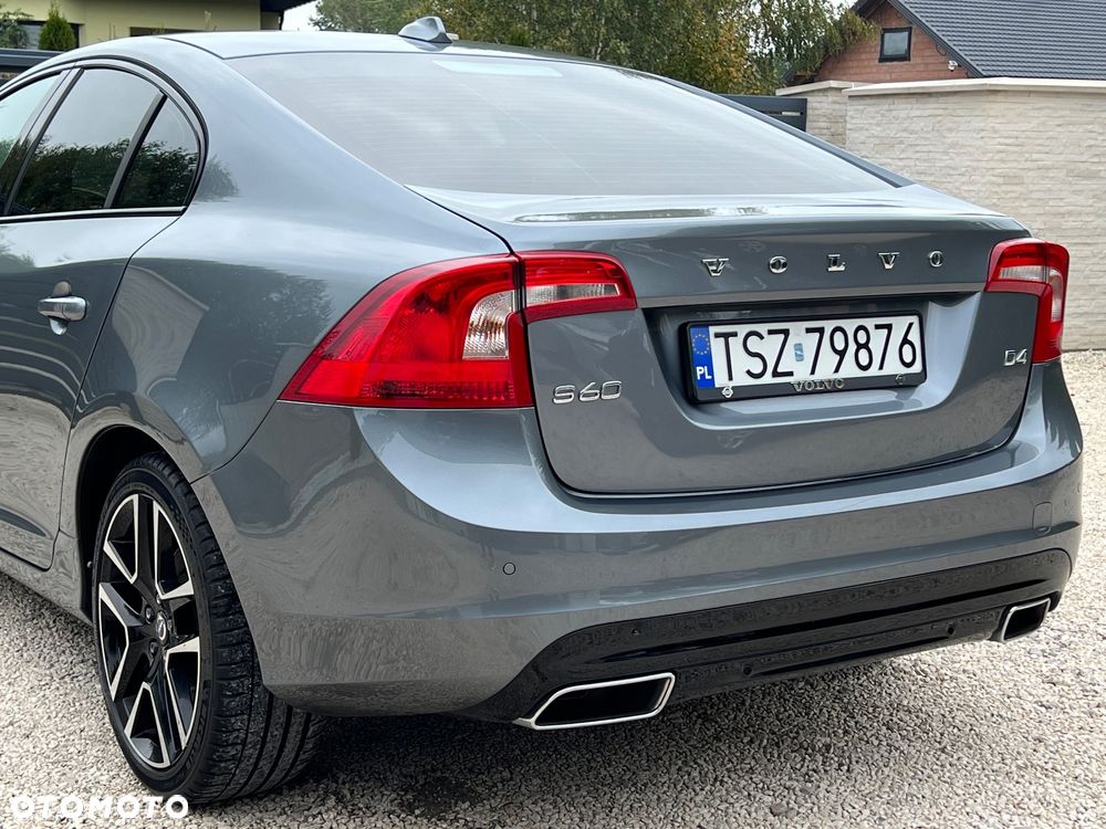 Volvo S60 D4 Geartronic Summum - 19