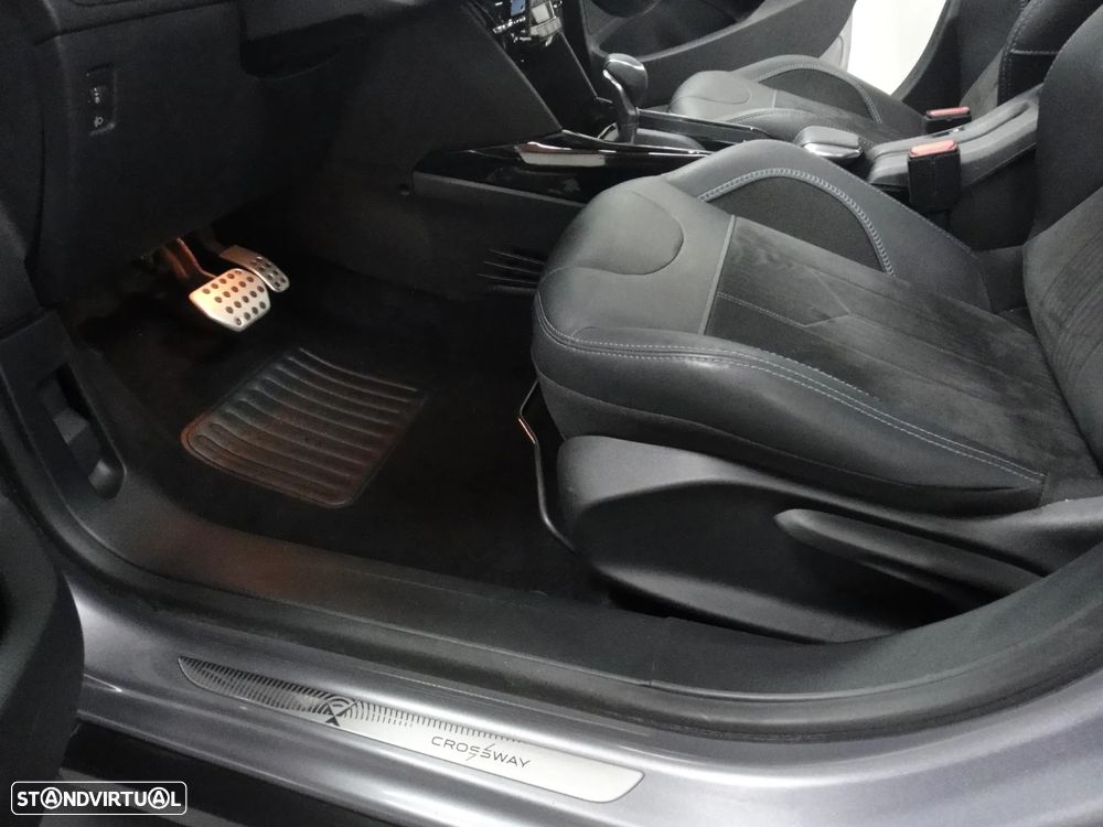 Peugeot 2008 PureTech 110 GPF Stop&Start EAT6 Crossway - 14